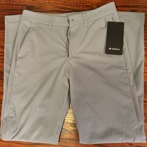 Lululemon - Commission Pant Slim